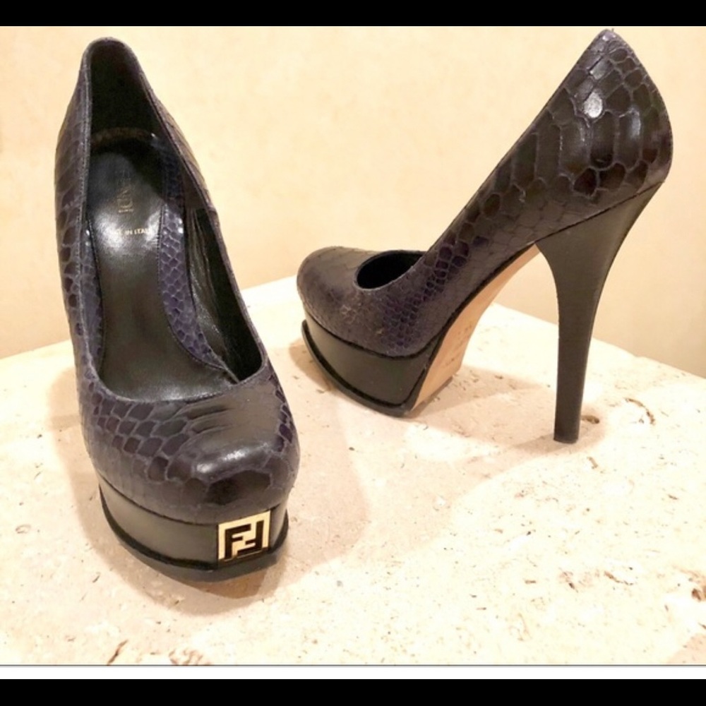 Authentic fendi platform pumps